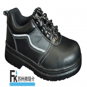 FF0101A 產(chǎn)品名稱：標(biāo)準(zhǔn)款保護(hù)足趾 防刺穿安全鞋